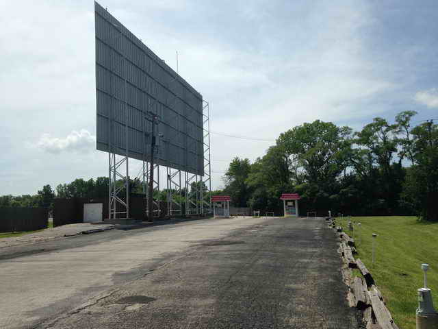 Cascade Drive-In - 2014 Photo
